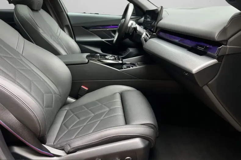 BMW 520 (Seria 5) din 2025 cu 27.421 km - oferta BMW246215 - foto 12