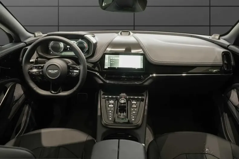 Aston Martin DBX din 2025 cu 11.990 km - oferta AST246216 - foto 11