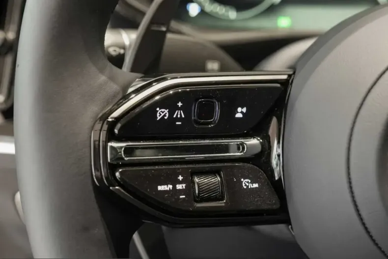 Aston Martin DBX din 2025 cu 11.990 km - oferta AST246216 - foto 30