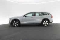 Volvo V60 Cross Country din 2024 cu 67.212 km - oferta VOL246219 - foto 2