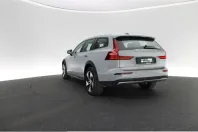 Volvo V60 Cross Country din 2024 cu 67.212 km - oferta VOL246219 - foto 3