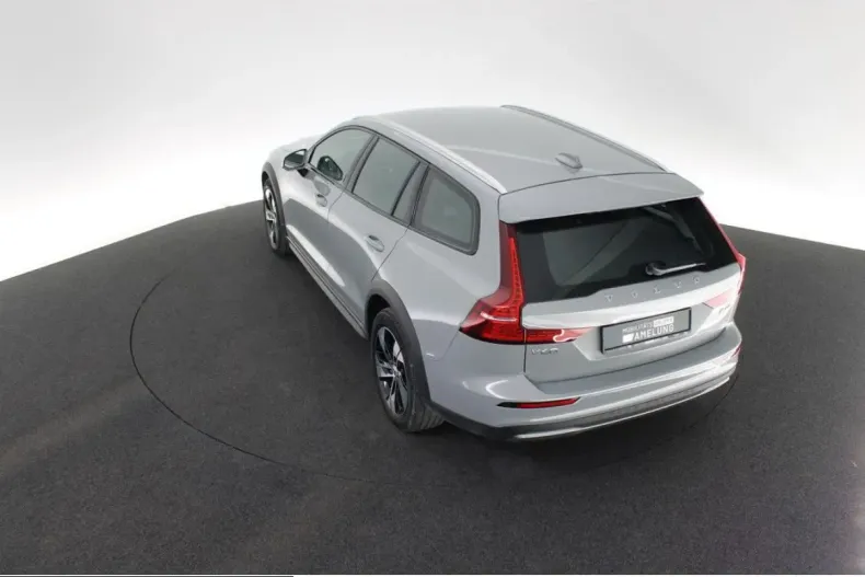 Volvo V60 Cross Country din 2024 cu 67.212 km - oferta VOL246219 - foto 16