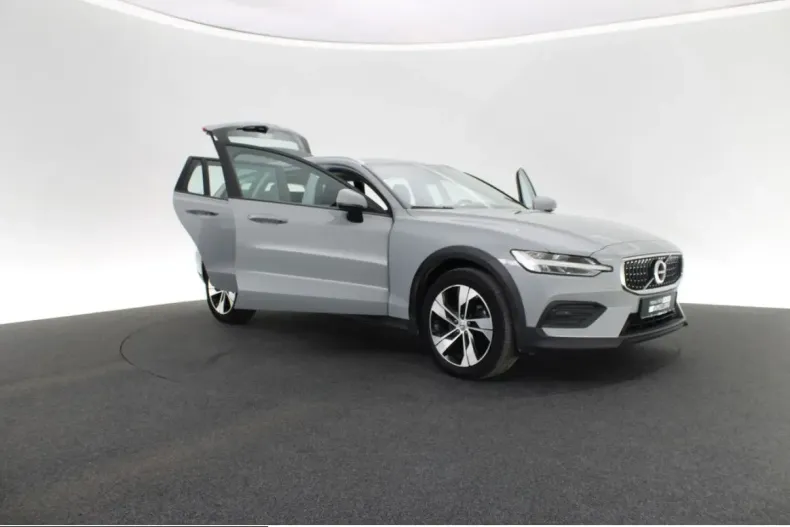 Volvo V60 Cross Country din 2024 cu 67.212 km - oferta VOL246219 - foto 20