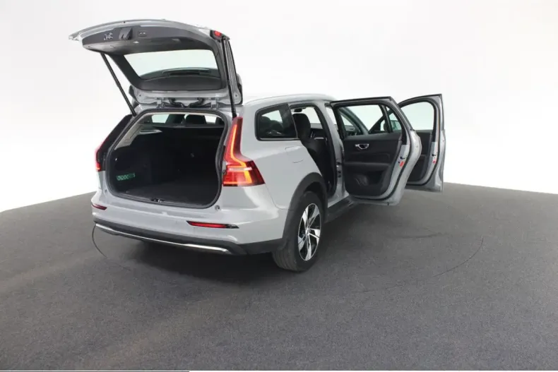 Volvo V60 Cross Country din 2024 cu 67.212 km - oferta VOL246219 - foto 22
