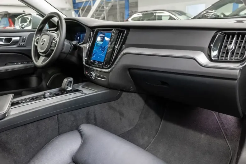 Volvo V60 Cross Country din 2024 cu 67.212 km - oferta VOL246219 - foto 31