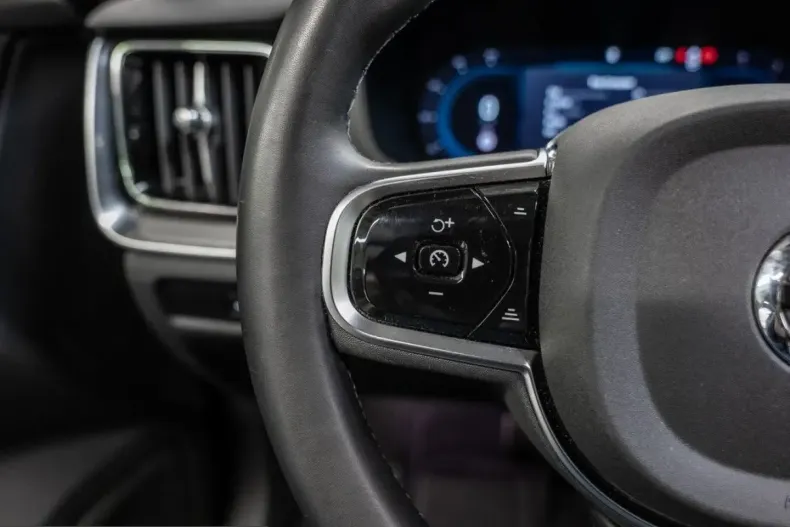 Volvo V60 Cross Country din 2024 cu 67.212 km - oferta VOL246219 - foto 44