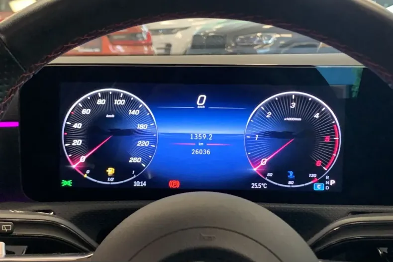 Mercedes-Benz CLA 200 (Clasa CLA) din 2024 cu 26.014 km - oferta MER246227 - foto 15