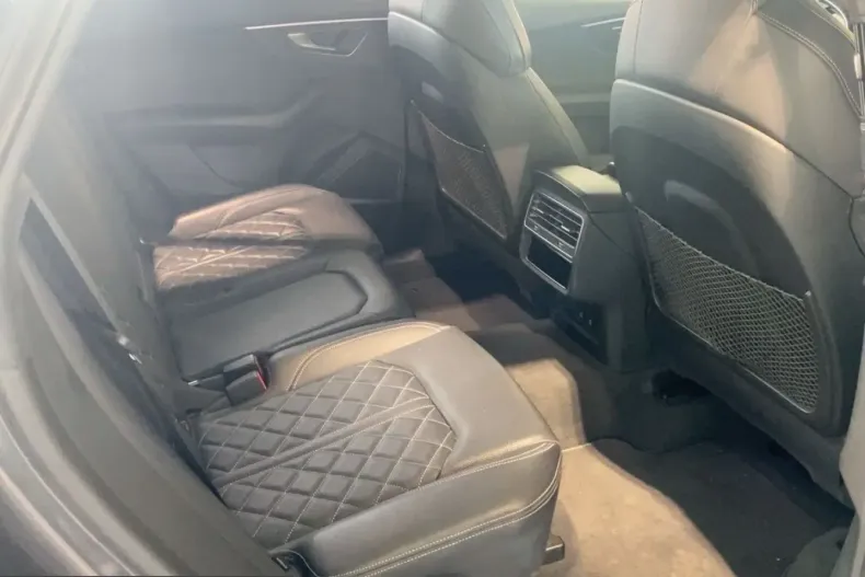 Audi SQ8 din 2023 cu 51.460 km - oferta AUD246230 - foto 11