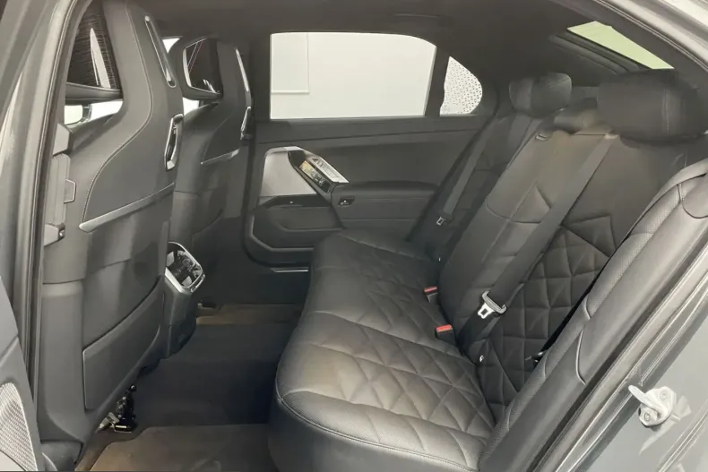 BMW 740 (Seria 7) din 2025 cu 40.213 km - oferta BMW246232 - foto 10