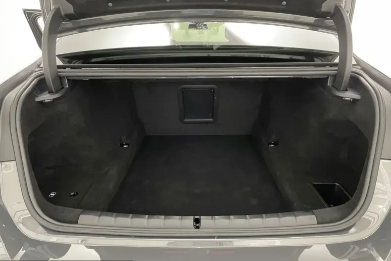 BMW 740 (Seria 7) din 2025 cu 40.213 km - oferta BMW246232 - foto 13