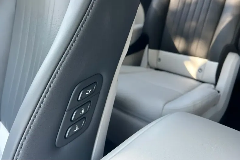 Hyundai IONIQ 9 din 2025 cu 5.500 km - oferta HYU246233 - foto 19