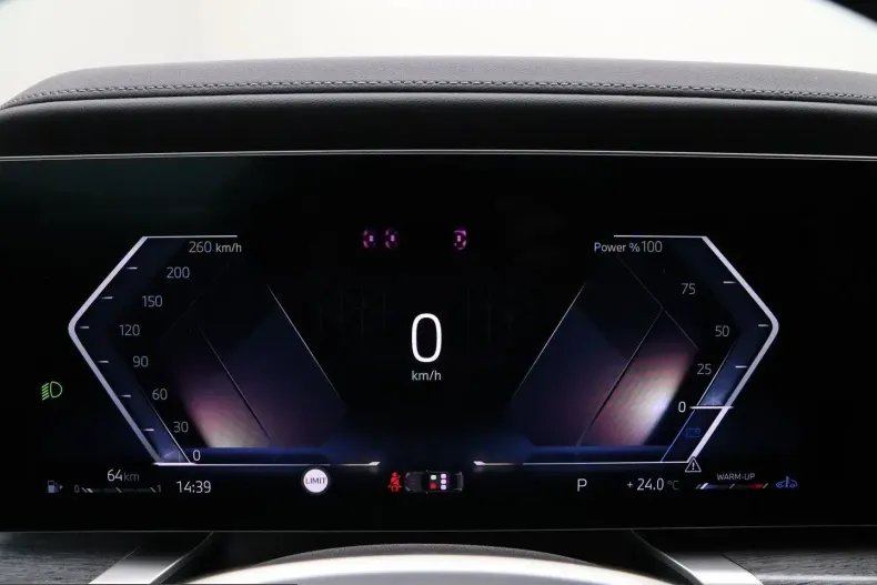BMW 740 (Seria 7) din 2025 cu 21.999 km - oferta BMW246236 - foto 3