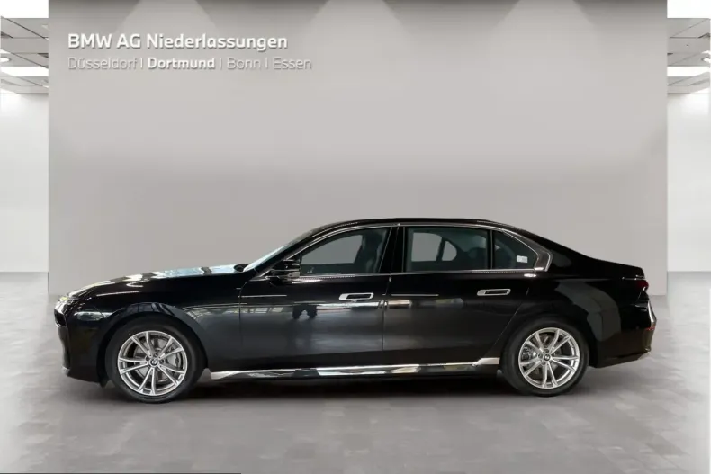 BMW 740 (Seria 7) din 2023 cu 27.210 km - oferta BMW246237 - foto 4