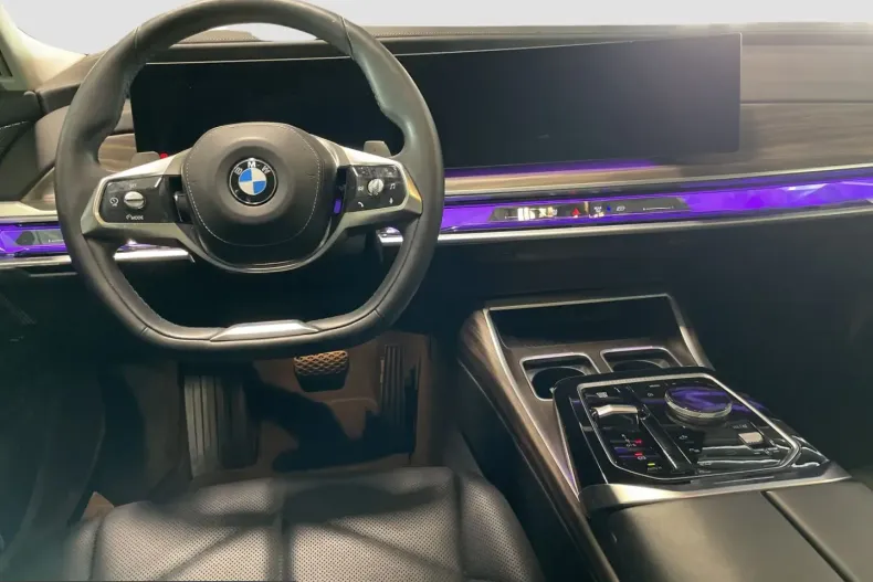 BMW 740 (Seria 7) din 2023 cu 27.210 km - oferta BMW246237 - foto 9
