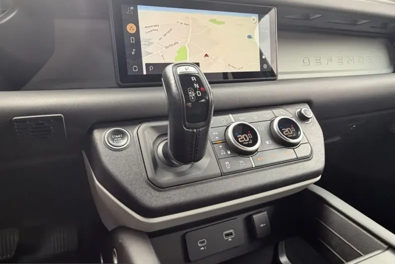 Land Rover Defender din 2021 cu 46.200 km - oferta LAN246238 - foto 25