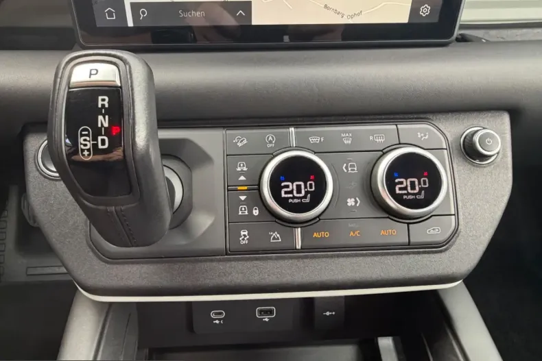 Land Rover Defender din 2021 cu 46.200 km - oferta LAN246238 - foto 26