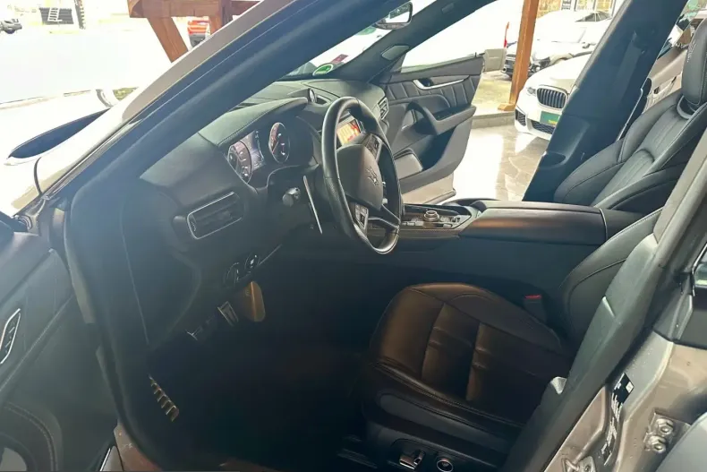 Maserati Levante din 2022 cu 35.333 km - oferta MAS246239 - foto 6