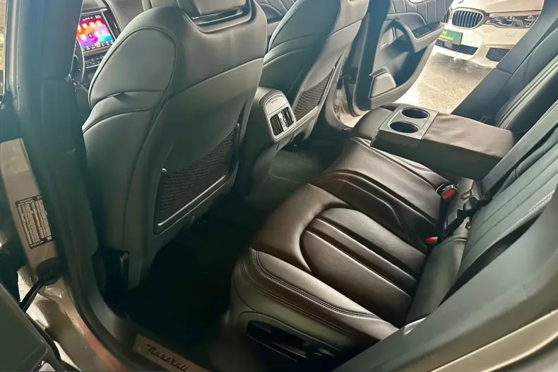 Maserati Levante din 2022 cu 35.333 km - oferta MAS246239 - foto 9