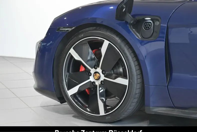 Porsche Taycan din 2022 cu 19.905 km - oferta POR246240 - foto 10