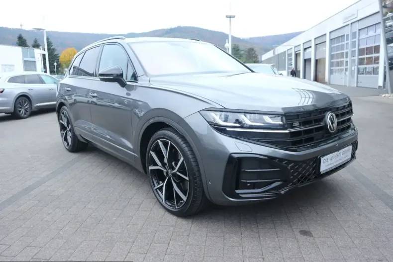 Volkswagen Touareg din 2024 cu 19.700 km - oferta VOL246241 - foto 4