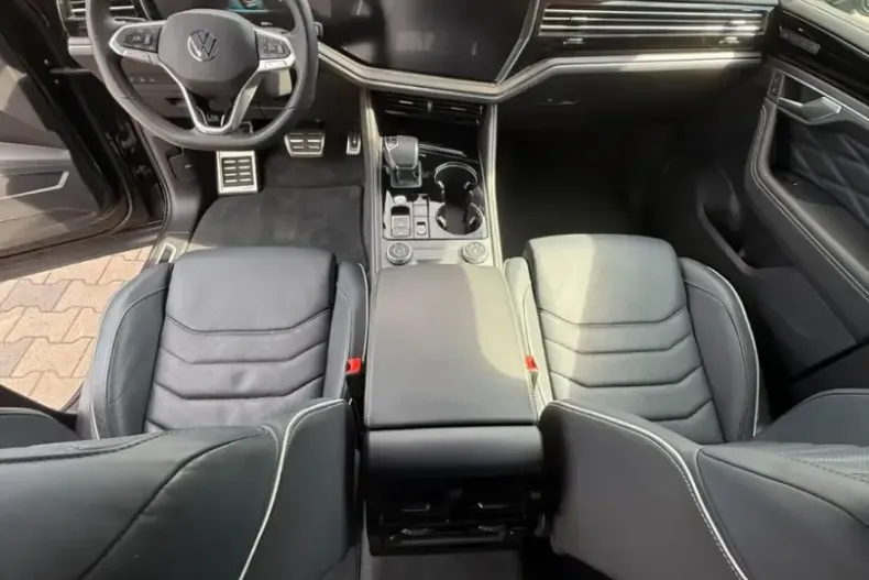 Volkswagen Touareg din 2025 cu 28.700 km - oferta VOL246242 - foto 12