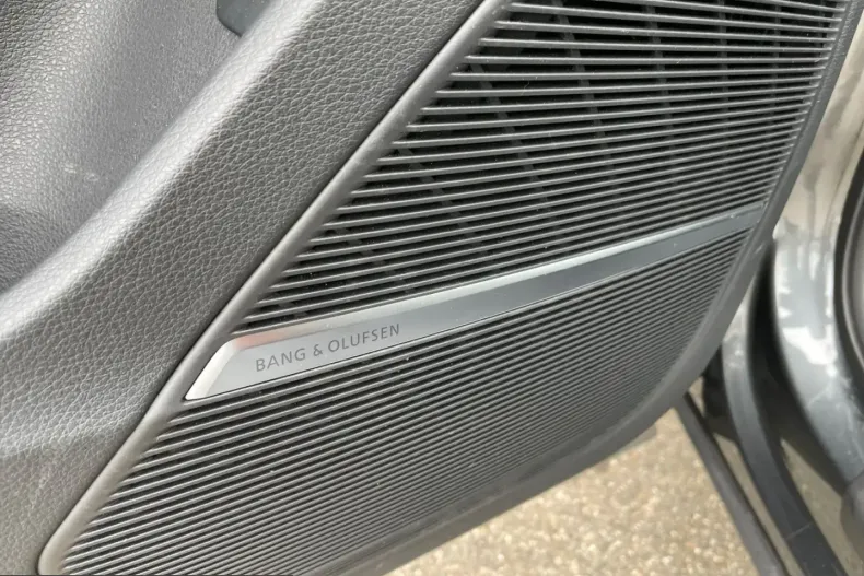 Audi SQ7 din 2021 cu 59.950 km - oferta AUD246243 - foto 7