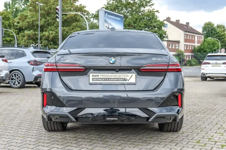BMW 540 (Seria 5) din 2025 cu 35.734 km - oferta BMW246246 - foto 11