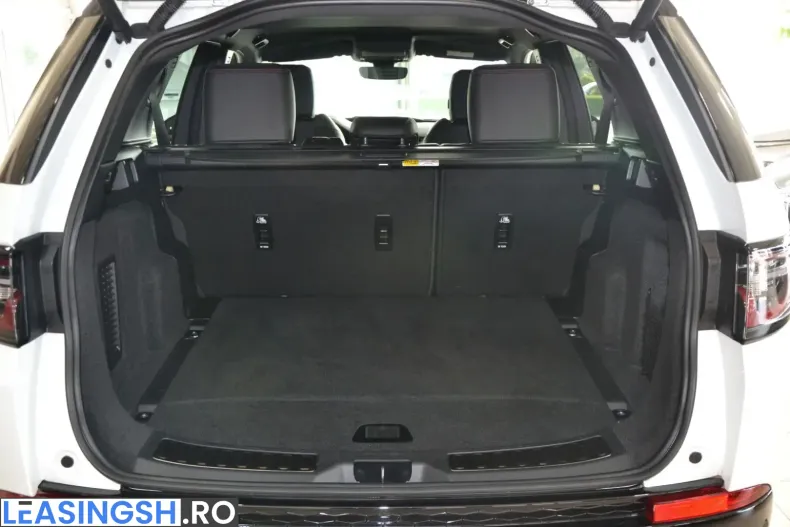 Land Rover Discovery Sport din 2024 cu 15.616 km - oferta LAN246260 - foto 8