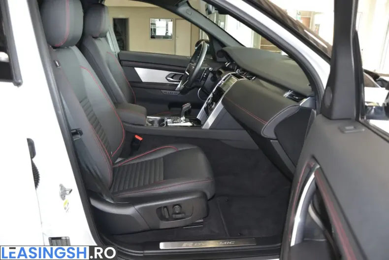 Land Rover Discovery Sport din 2024 cu 15.616 km - oferta LAN246260 - foto 12