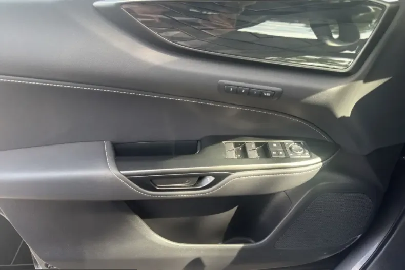 Lexus NX 450h din 2024 cu 20.750 km - oferta LEX246271 - foto 12