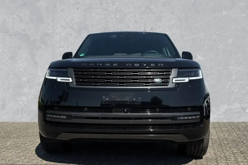 Land Rover Range Rover din 2025 cu 29.900 km - oferta LAN246272 - foto 8