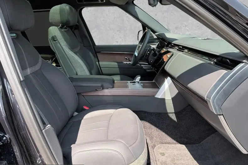 Land Rover Range Rover din 2025 cu 20.900 km - oferta LAN246274 - foto 3
