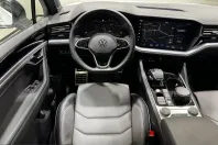 Volkswagen Touareg din 2023 cu 18.226 km - oferta VOL246275 - foto 6