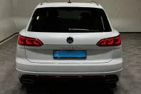 Volkswagen Touareg din 2023 cu 18.226 km - oferta VOL246275 - foto 14