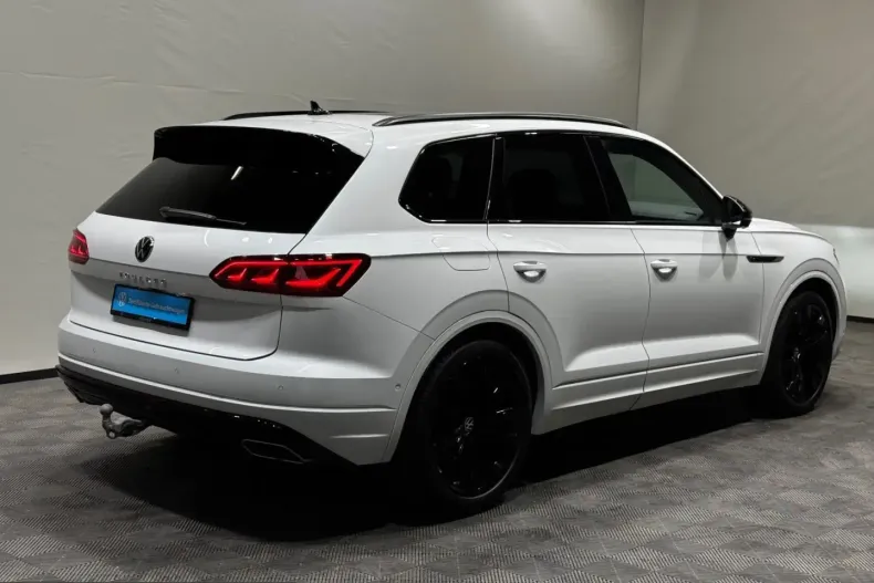 Volkswagen Touareg din 2023 cu 18.226 km - oferta VOL246275 - foto 18