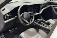 Volkswagen Touareg din 2023 cu 18.226 km - oferta VOL246275 - foto 21