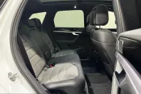 Volkswagen Touareg din 2023 cu 18.226 km - oferta VOL246275 - foto 25