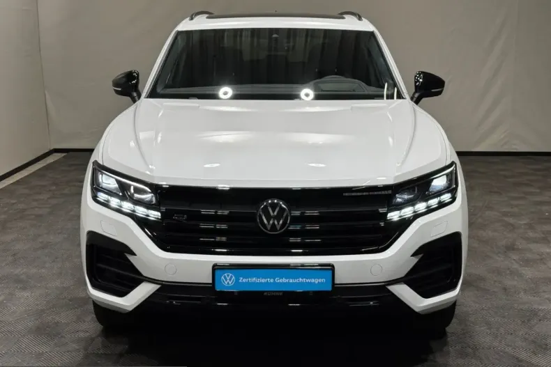 Volkswagen Touareg din 2023 cu 18.226 km - oferta VOL246275 - foto 29
