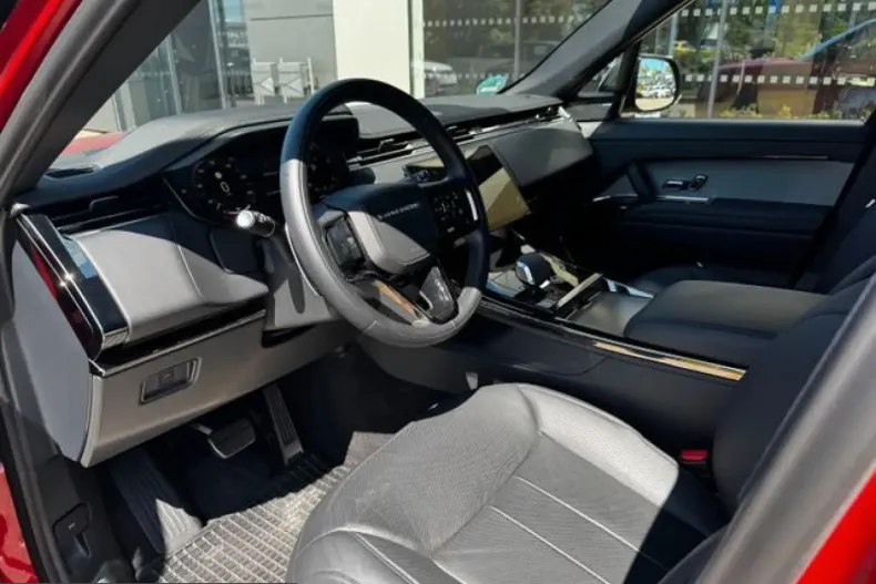 Land Rover Range Rover Sport din 2024 cu 19.000 km - oferta LAN246278 - foto 5
