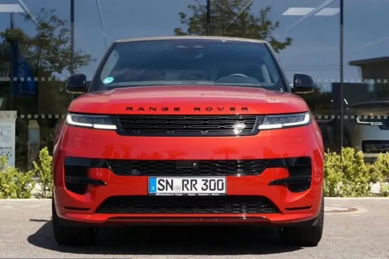 Land Rover Range Rover Sport din 2024 cu 19.000 km - oferta LAN246278 - foto 9