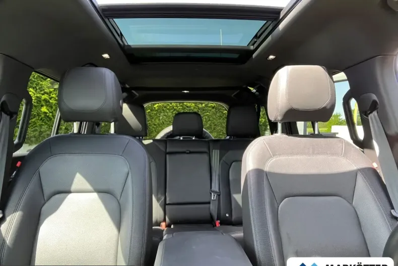Land Rover Defender din 2024 cu 29.543 km - oferta LAN246281 - foto 3