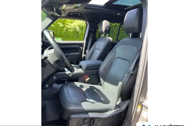 Land Rover Defender din 2024 cu 29.543 km - oferta LAN246281 - foto 14