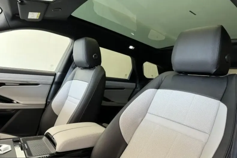 Land Rover Range Rover Evoque din 2024 cu 23.300 km - oferta LAN246284 - foto 11