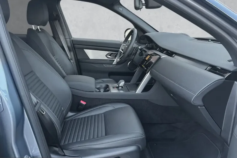 Land Rover Discovery Sport din 2024 cu 27.400 km - oferta LAN246288 - foto 3