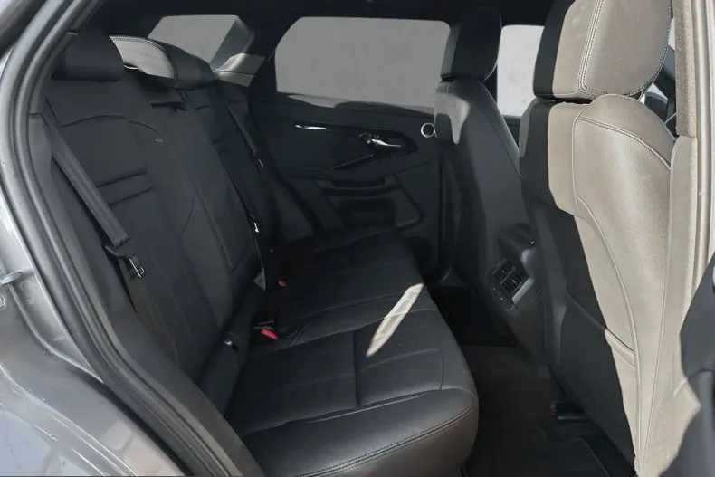 Land Rover Range Rover Evoque din 2024 cu 25.692 km - oferta LAN246289 - foto 5