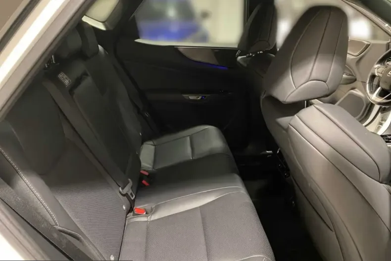 Lexus NX 350h din 2022 cu 56.365 km - oferta LEX246292 - foto 15