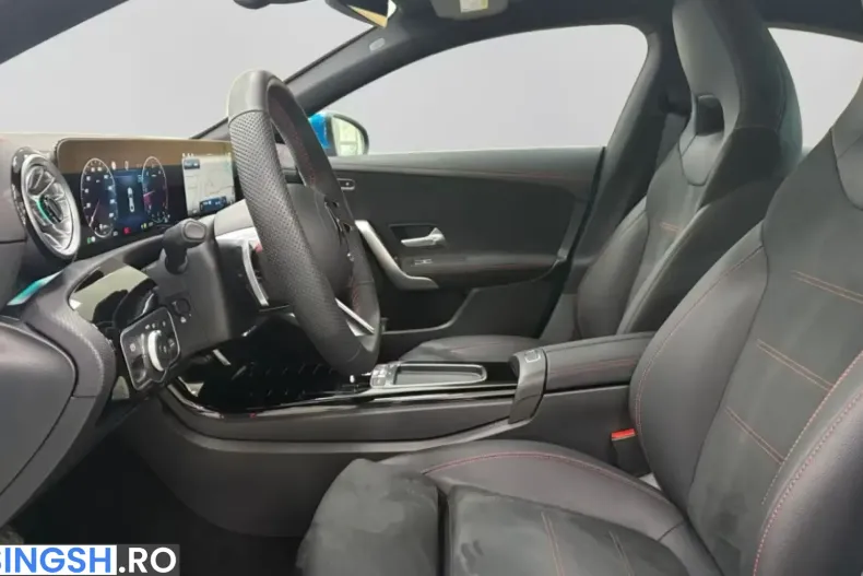 Mercedes-Benz CLA 200 (Clasa CLA) din 2025 cu 12.217 km - oferta MER246293 - foto 9