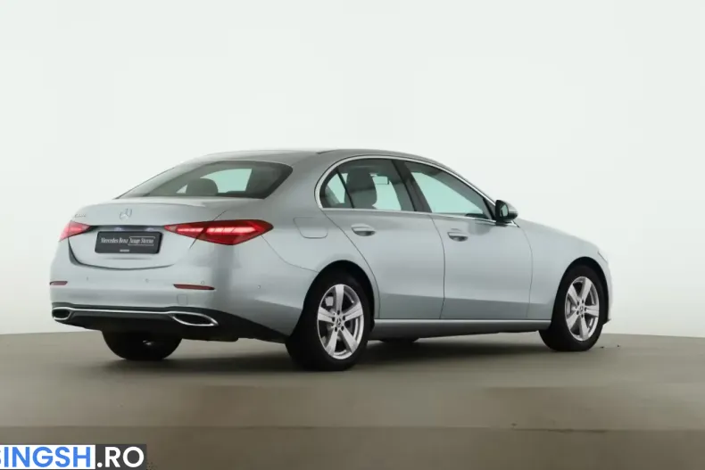 Mercedes-Benz C 300 (Clasa C) din 2023 cu 64.005 km - oferta MER246295 - foto 6