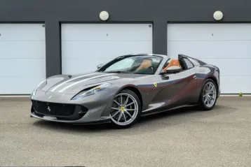 Ferrari 812 din 2023 - oferta FER246301