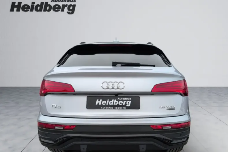Audi Q5 din 2024 cu 43.404 km - oferta AUD246302 - foto 10